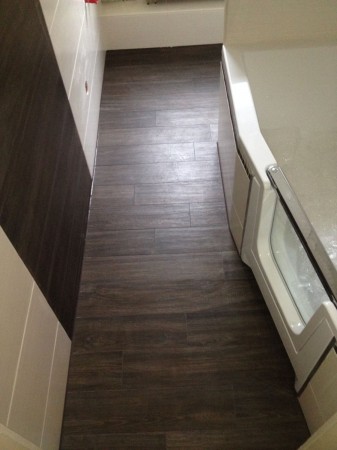 Bodenfliesen in Holzoptik