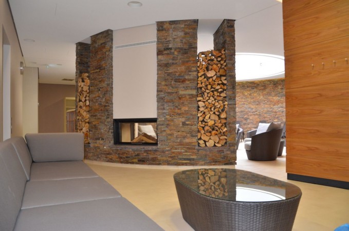 Kaminverkleidung aus Naturschiefer